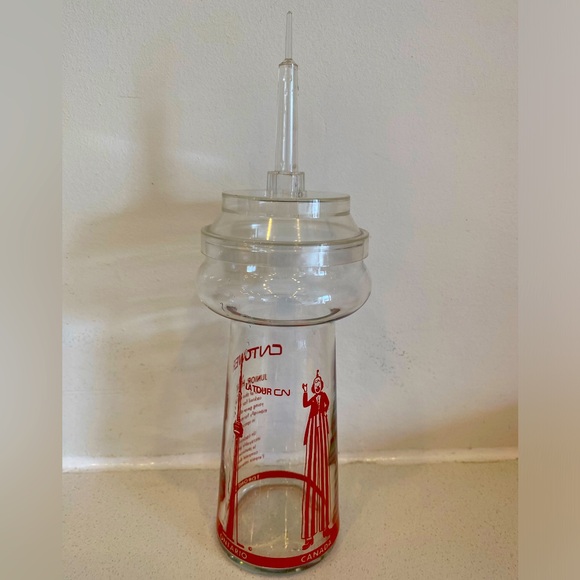 Vintage CN Tower Souvenir Cocktail Glass with Lid - Clown, Recipe, Toronto - Picture 1 of 4